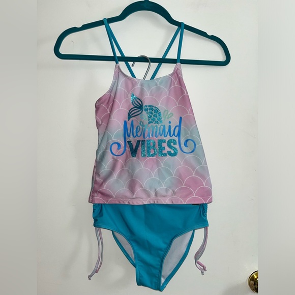 Girls Tankini - Picture 1 of 3
